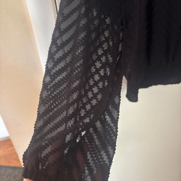 Sheer long sleeve blouse from Laundry by Shelli Segal - Picture 9 of 10